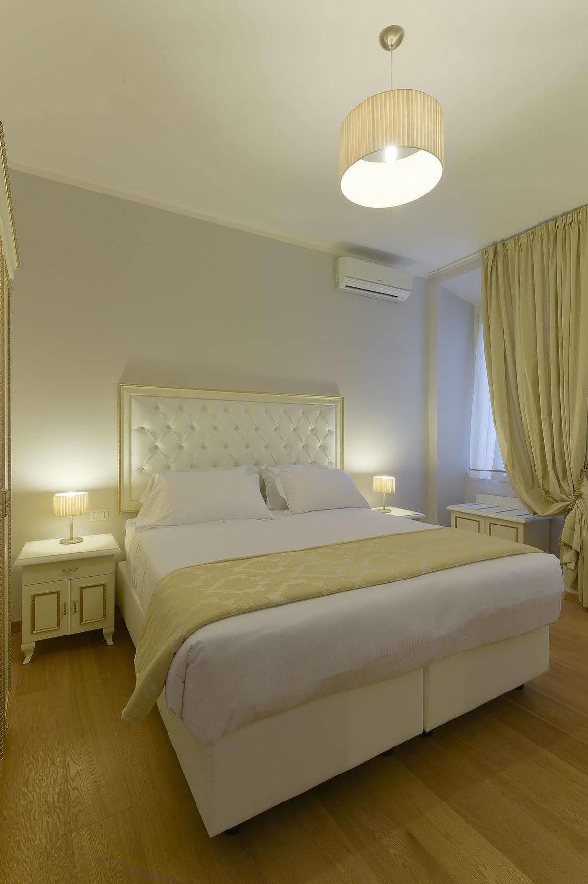 Gravina Suite Frattina Rome Bagian luar foto