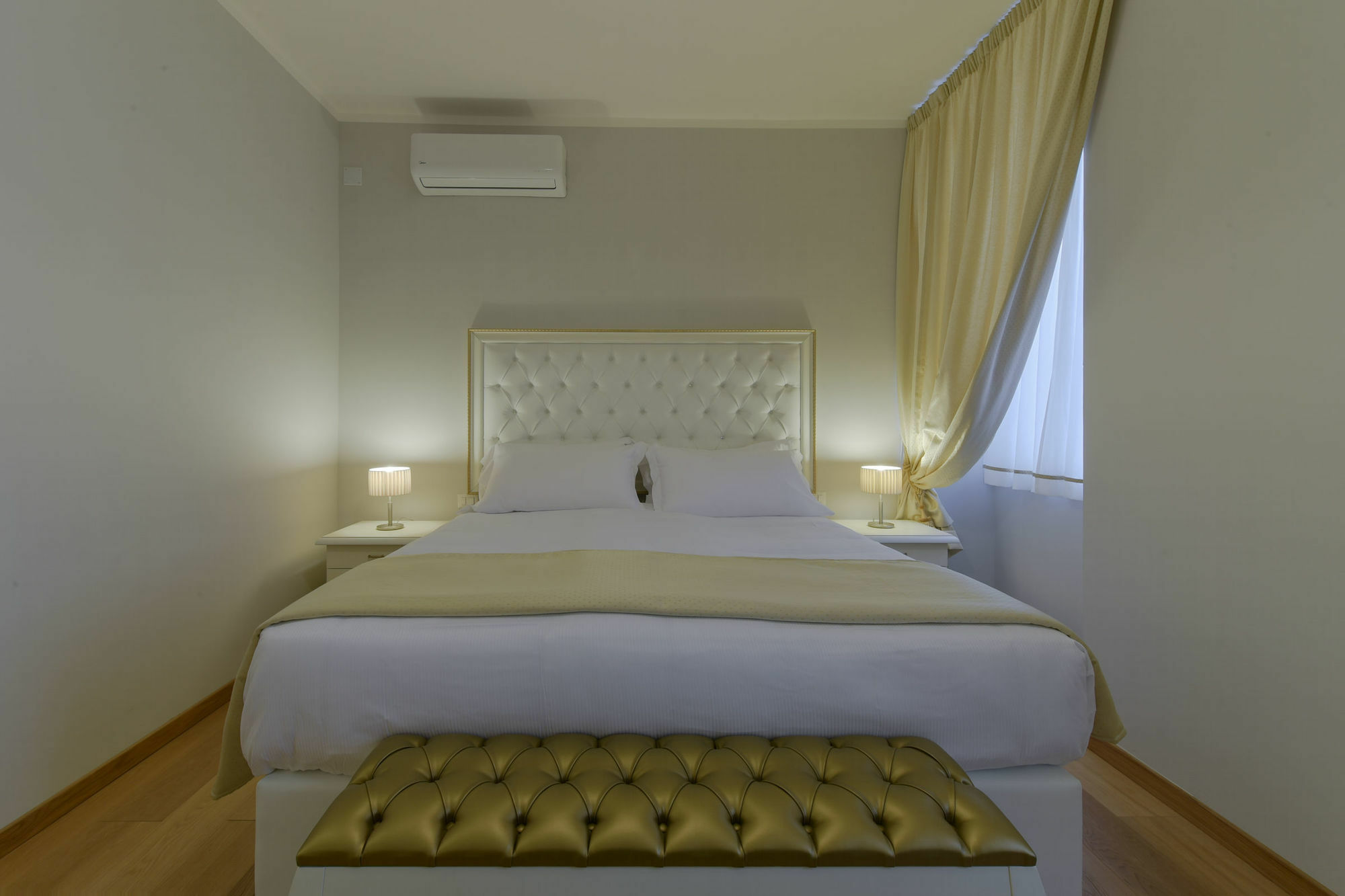 Gravina Suite Frattina Rome Bagian luar foto